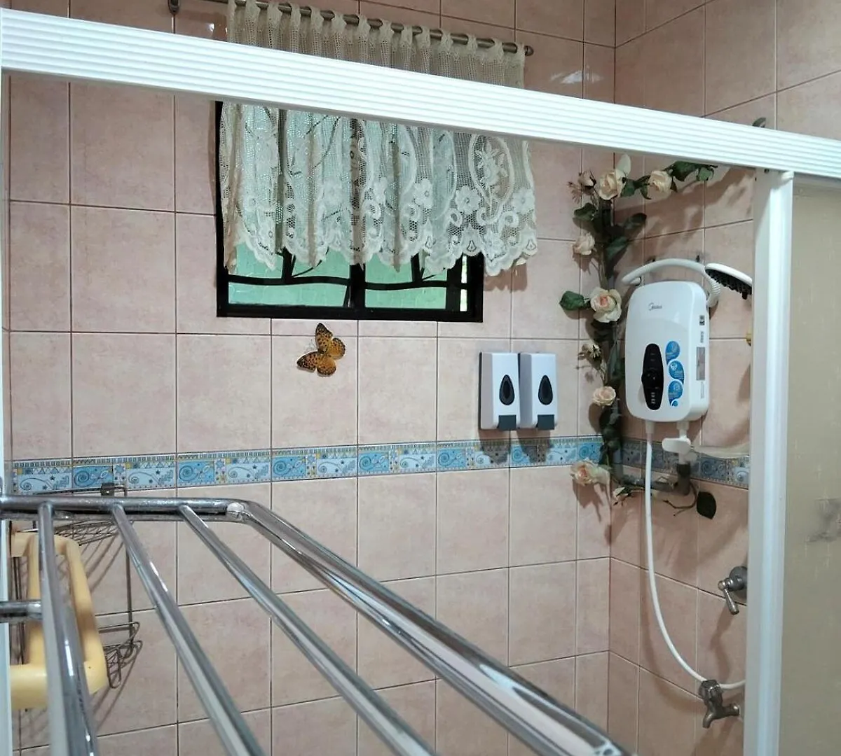 Spacious Bungalow With Large Outdoor In Sabah Penampang