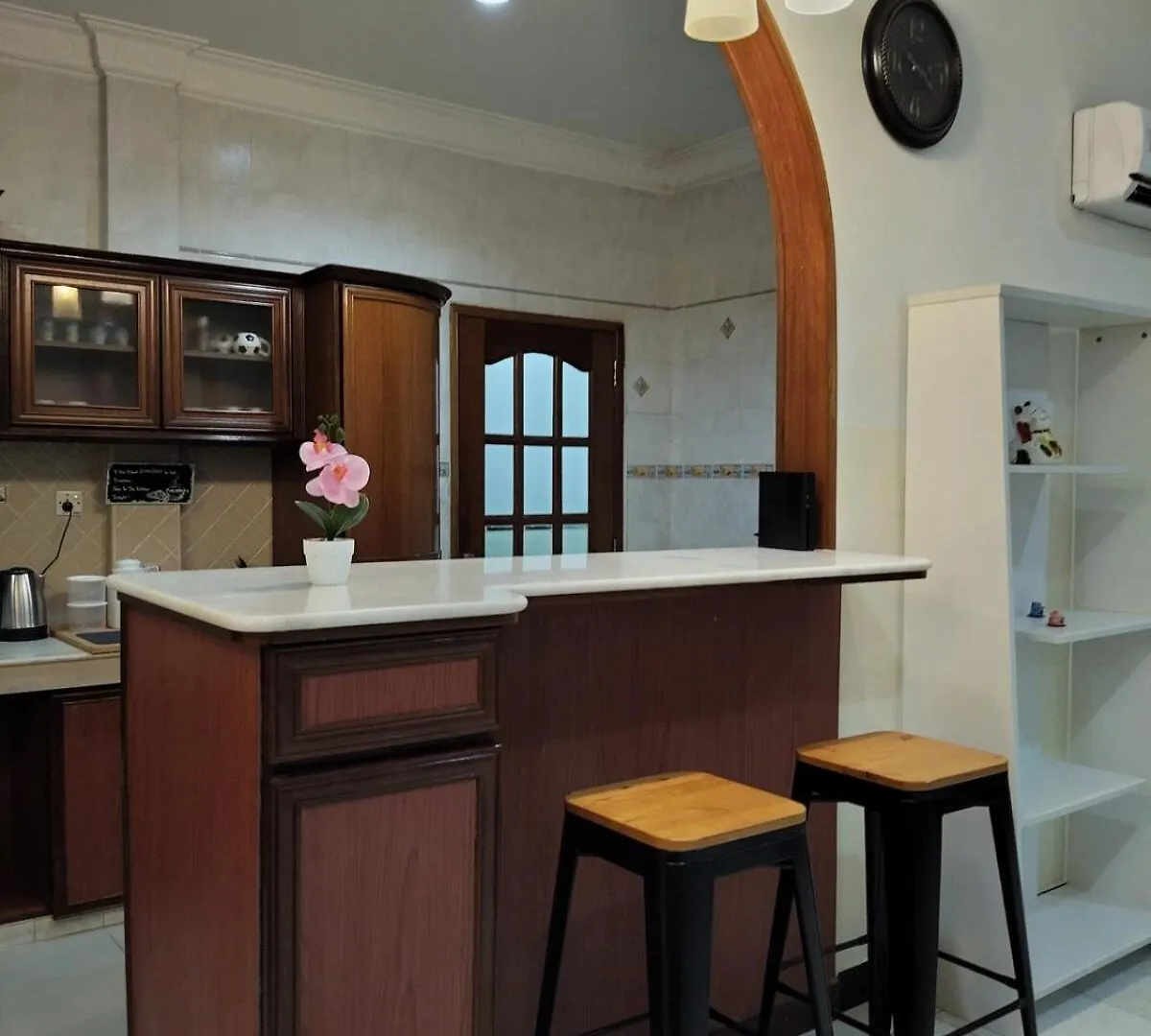 Spacious Bungalow With Large Outdoor In Sabah Penampang Malaysia